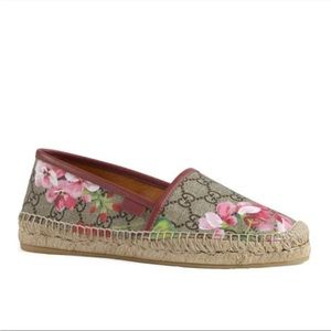 GG Gucci Flora Espadrilles in size 41 1/5 hard to find in very good condition.